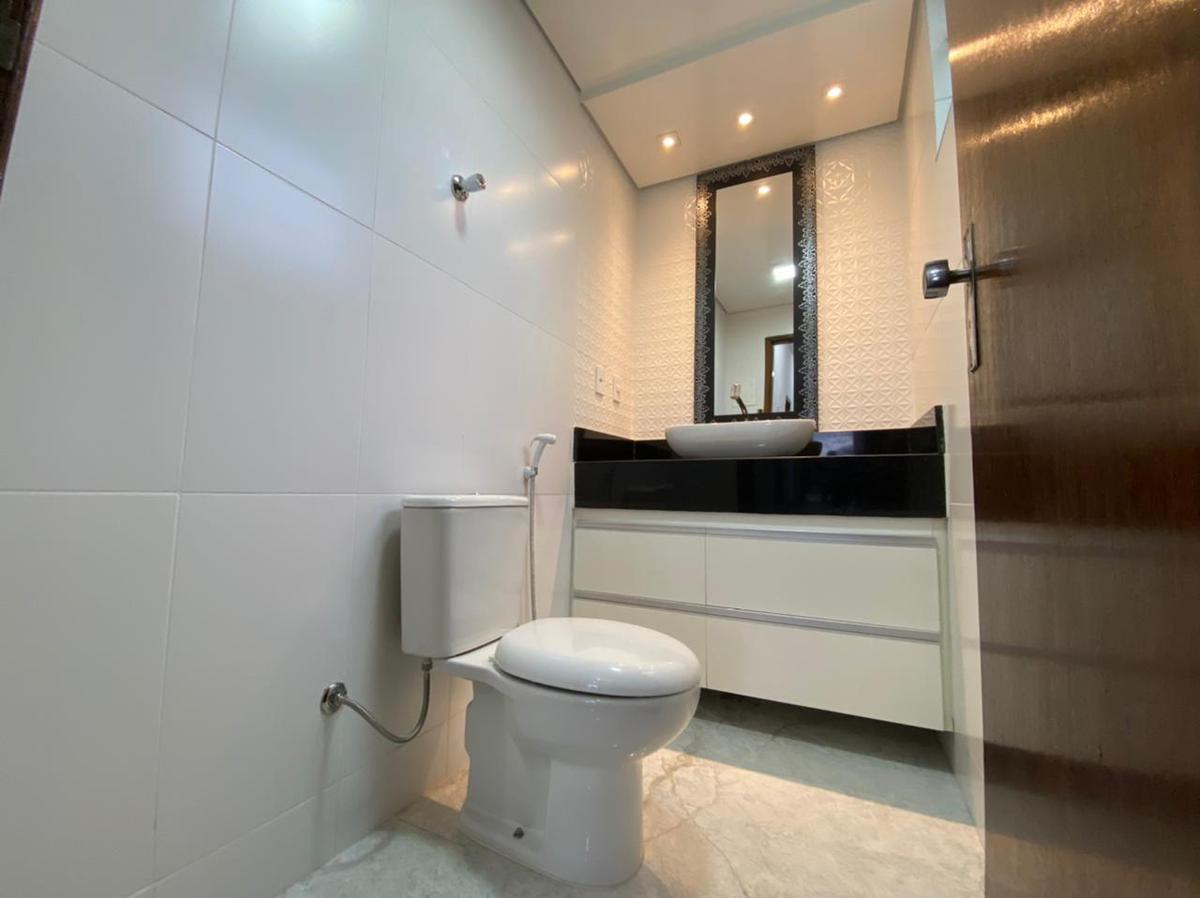 Casa, João Pinheiro, 4 Quartos, 0 Vaga, 2 Suítes