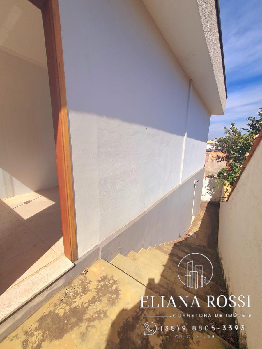 Casa, Centro, 3 Quartos, 2 Vagas, 1 Suíte