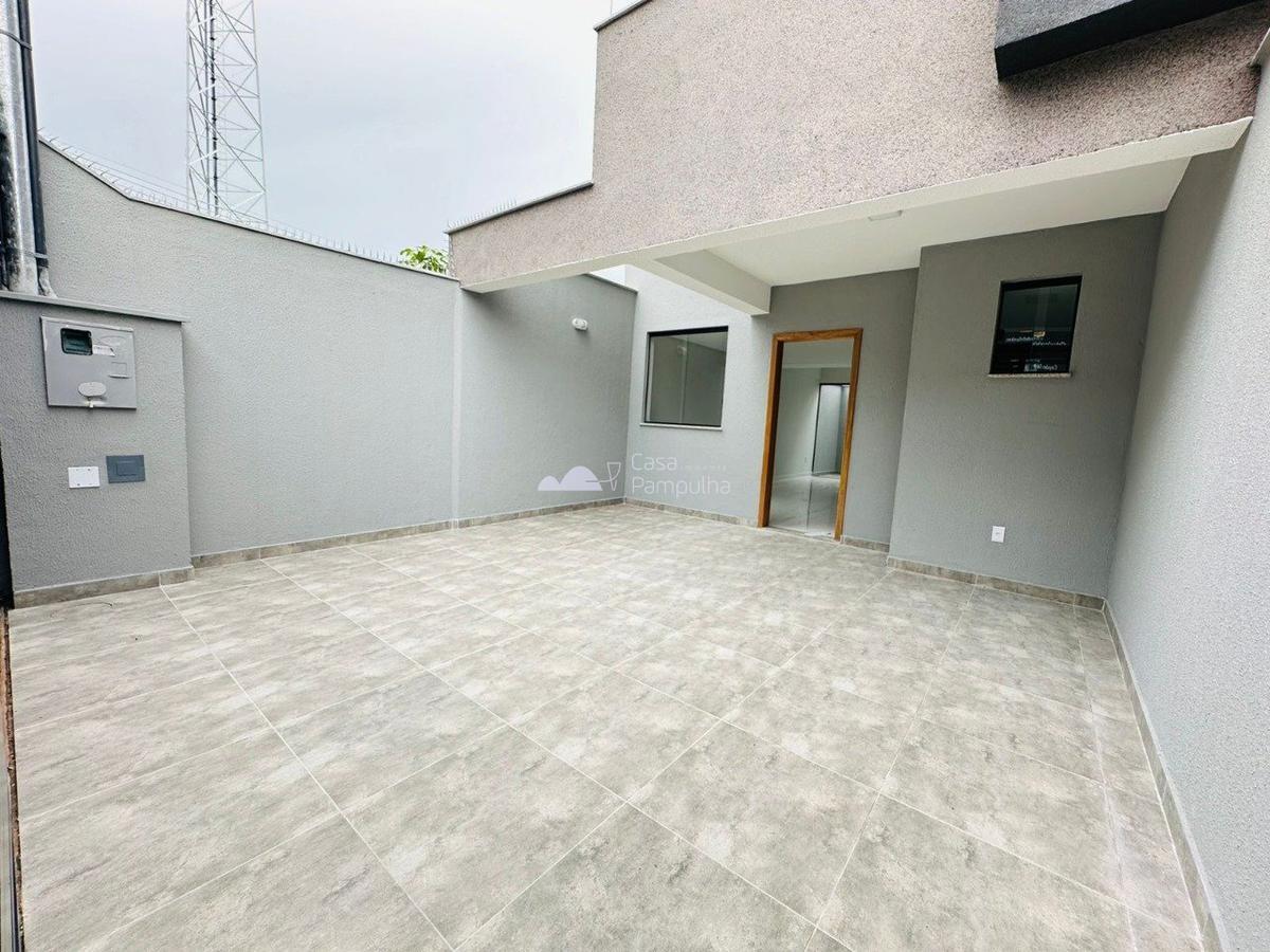 Casa, Santa Mônica, 3 Quartos, 2 Vagas, 1 Suíte