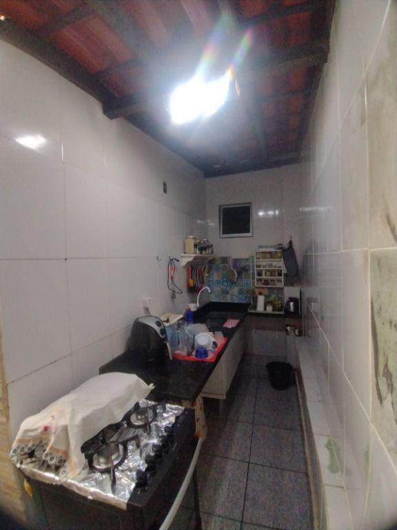 Casa, Adelmolândia, 2 Quartos, 1 Vaga, 1 Suíte
