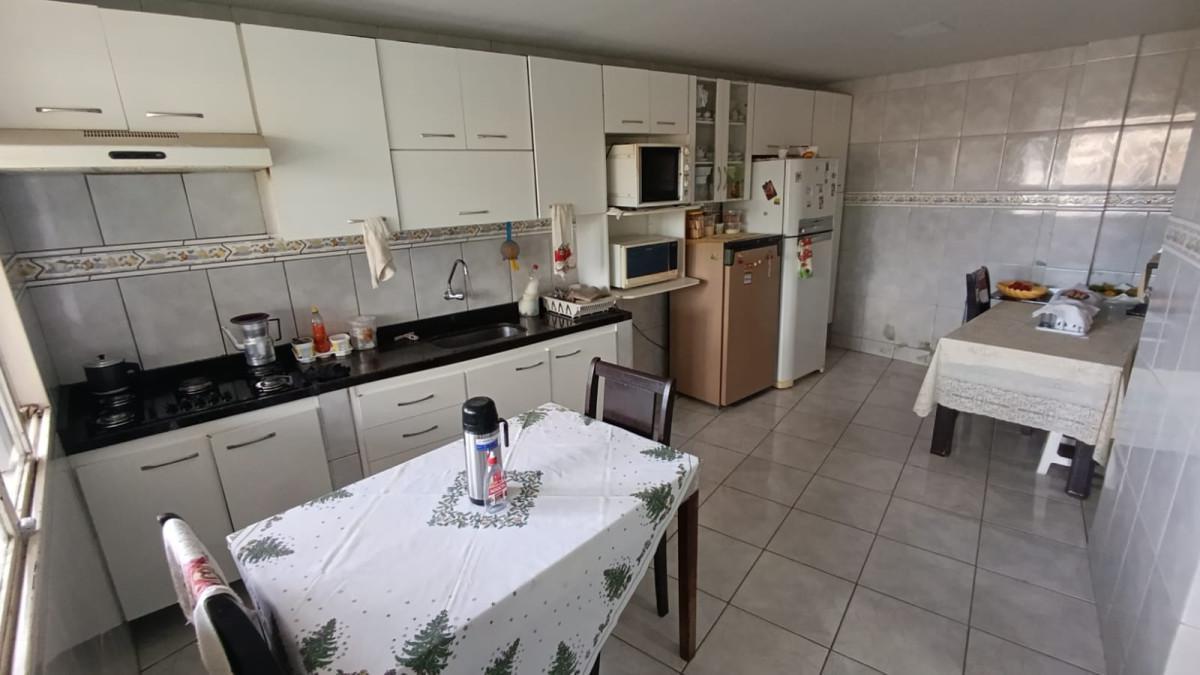 Casa, Caiçaras, 4 Quartos, 2 Vagas, 2 Suítes