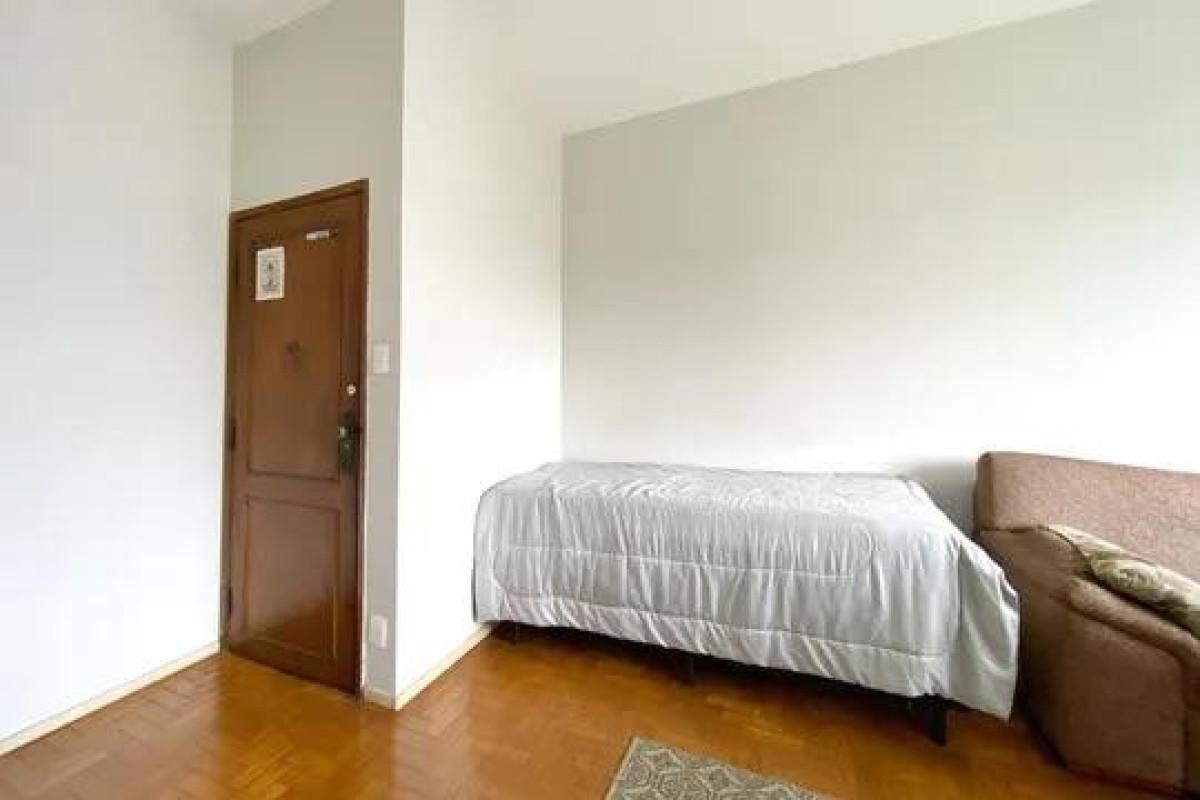 Apartamento, Funcionários, 4 Quartos, 0 Vaga, 1 Suíte