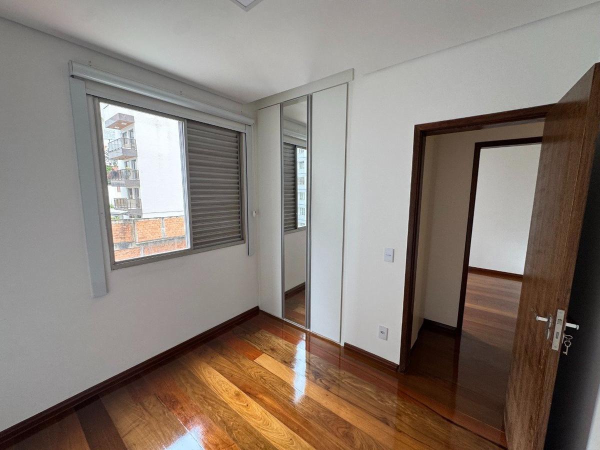 Apartamento, Sagrada Família, 3 Quartos, 1 Vaga, 1 Suíte