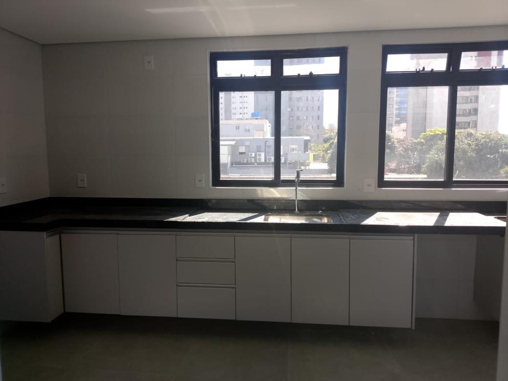 Apartamento, São Pedro, 2 Quartos, 24 Vagas, 2 Suítes