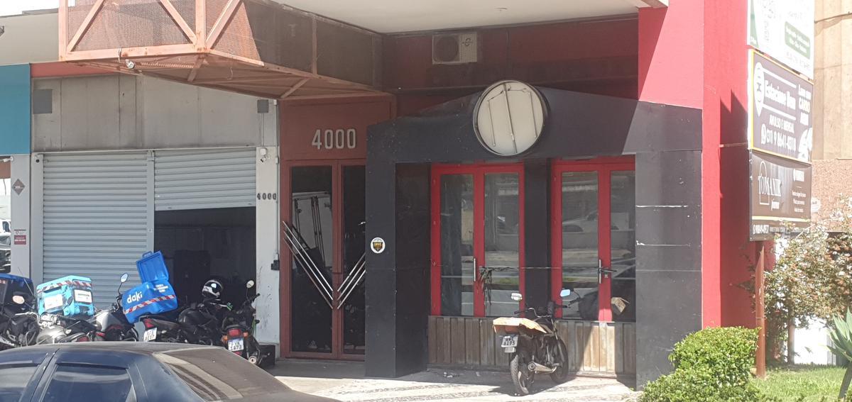 Andar, Estoril, 0 Quarto, 2 Vagas