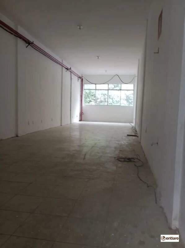 Andar, Centro, 0 Quarto, 0 Vaga