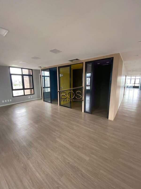 Andar, Funcionários, 0 Quarto, 5 Vagas