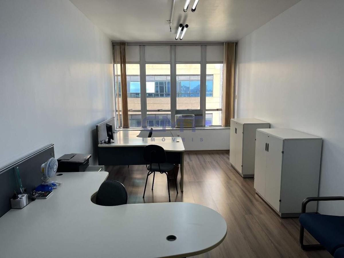 Sala, Funcionários, 0 Quarto, 1 Vaga