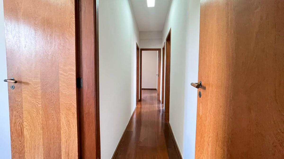 Apartamento, Cruzeiro, 4 Quartos, 2 Vagas, 1 Suíte