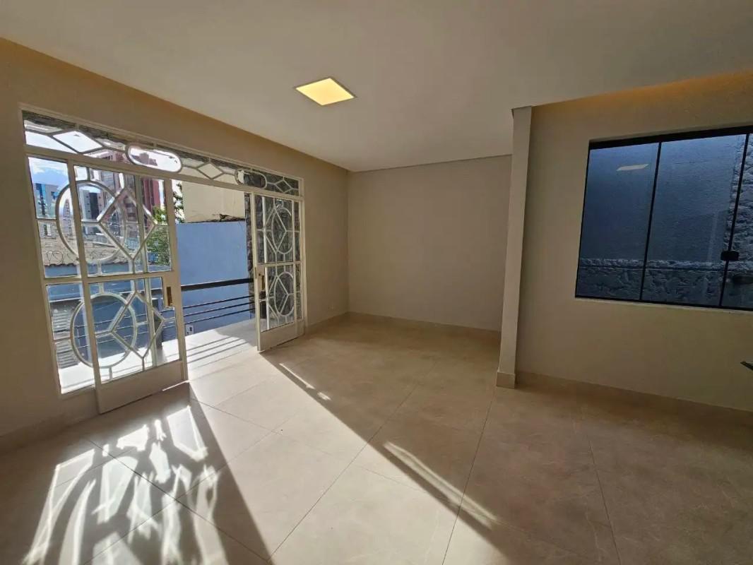 Casa, São Lucas, 3 Quartos, 4 Vagas, 2 Suítes