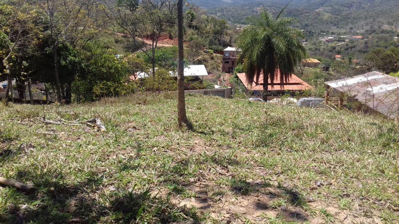 Lote, Centro, 0 Quarto, 20 Vagas