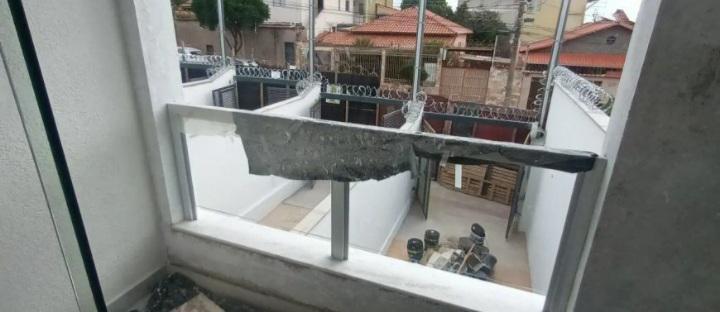 Casa, Floramar, 2 Quartos, 1 Vaga, 1 Suíte