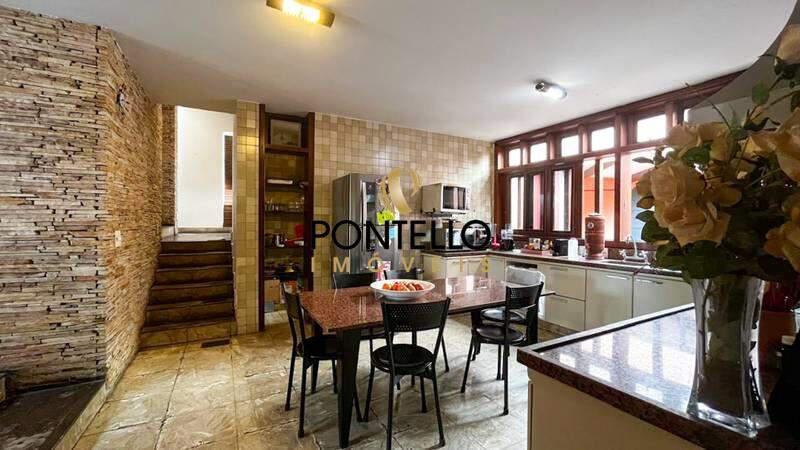 Casa, São Luiz (pampulha), 5 Quartos, 11 Vagas, 4 Suítes