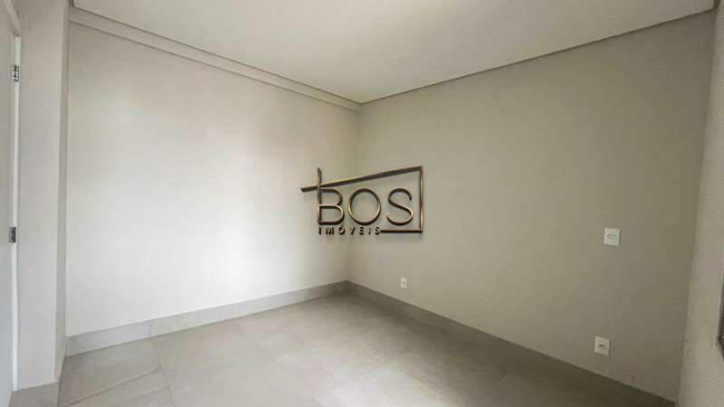 Apartamento, Centro, 2 Quartos, 0 Vaga, 1 Suíte