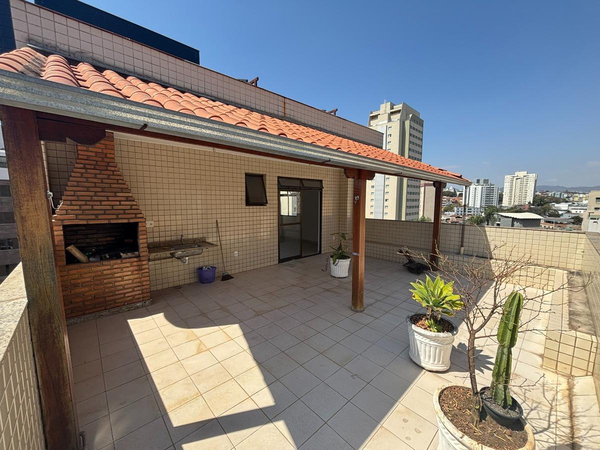 Cobertura, São Luiz (pampulha), 4 Quartos, 2 Vagas, 2 Suítes