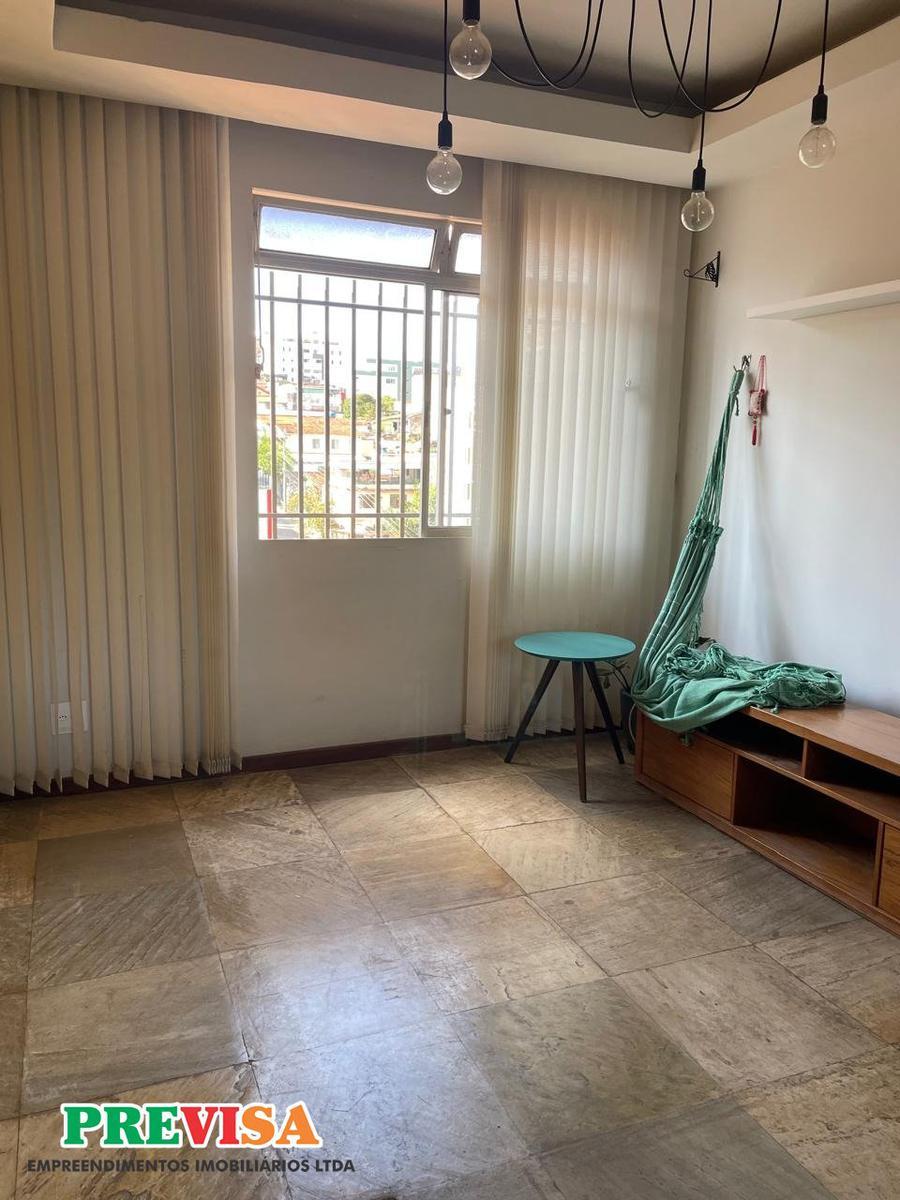 Apartamento, Sagrada Família, 2 Quartos, 1 Vaga, 1 Suíte
