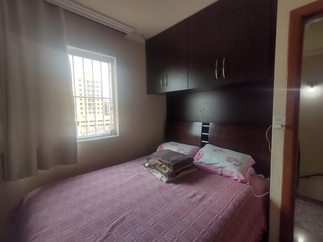 Cobertura, Sagrada Família, 4 Quartos, 2 Vagas, 1 Suíte