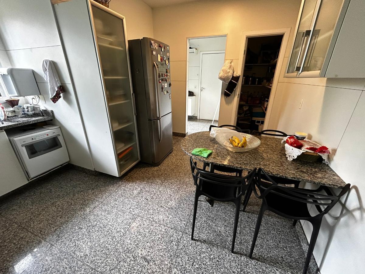 Apartamento, Luxemburgo, 4 Quartos, 3 Vagas, 2 Suítes