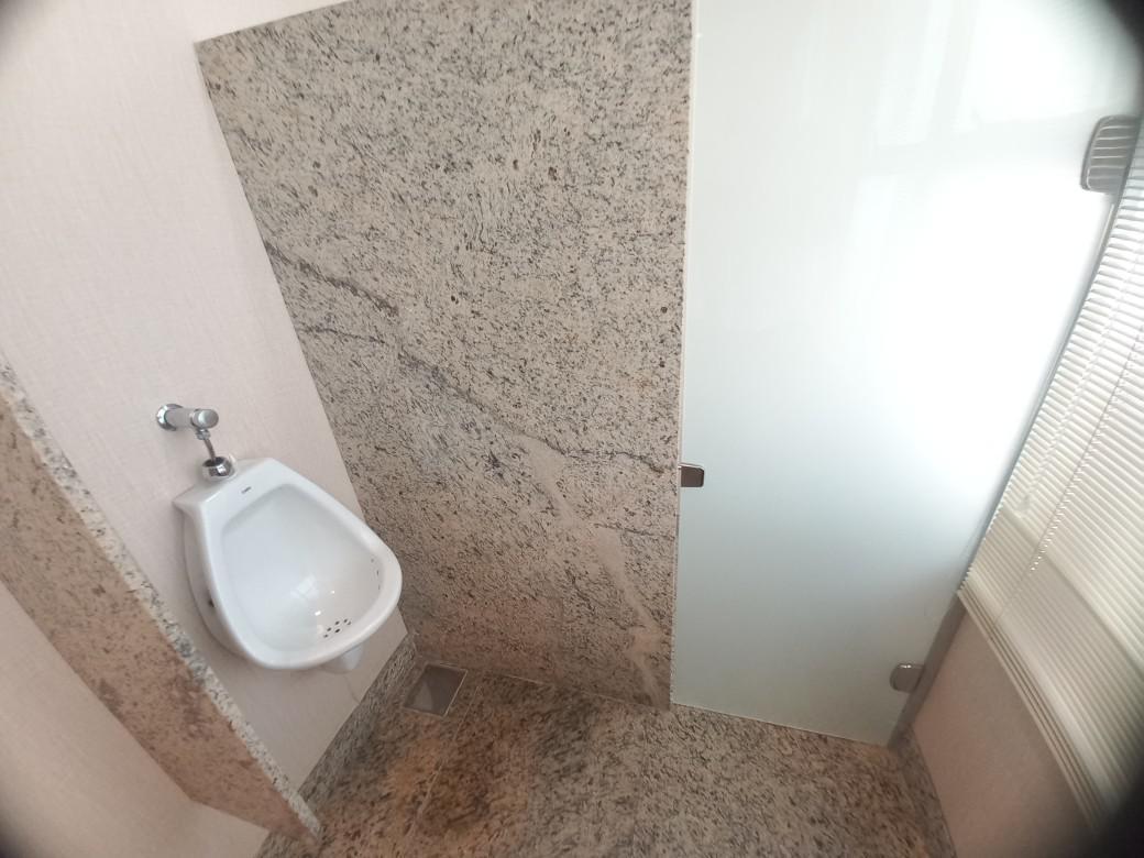 Sala, Savassi, 0 Quarto, 2 Vagas