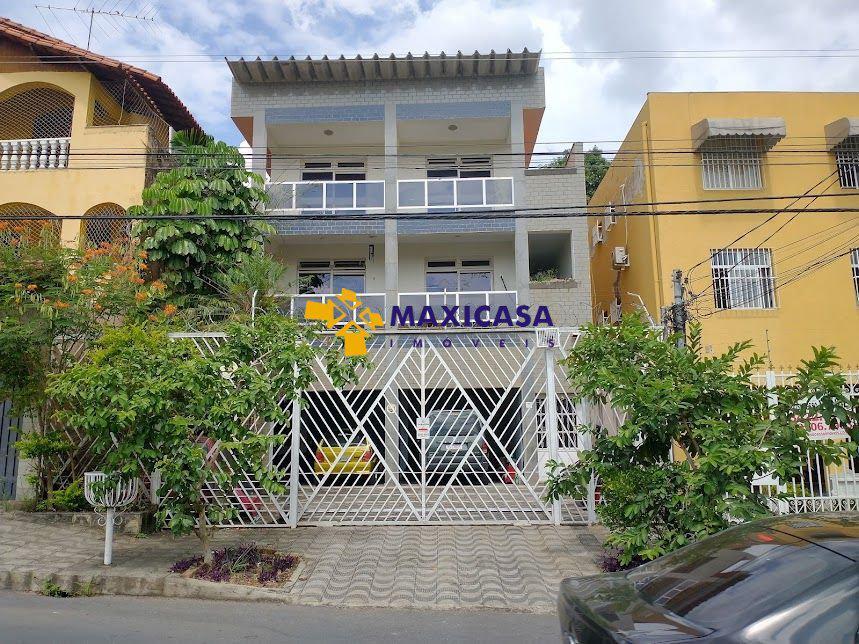 Casa, Cachoeirinha, 4 Quartos, 6 Vagas, 1 Suíte