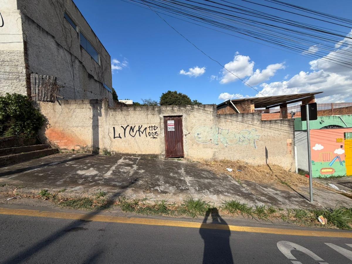 Lote, Tropical, 0 Quarto, 0 Vaga
