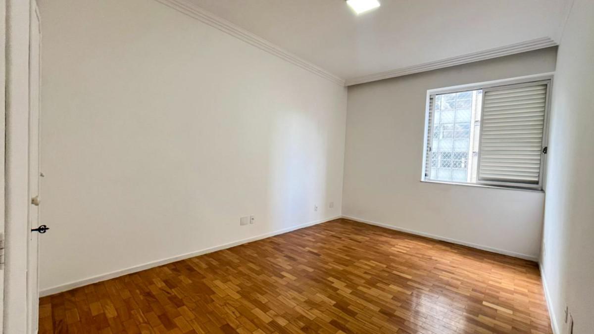 Apartamento, Centro, 4 Quartos, 2 Vagas, 1 Suíte