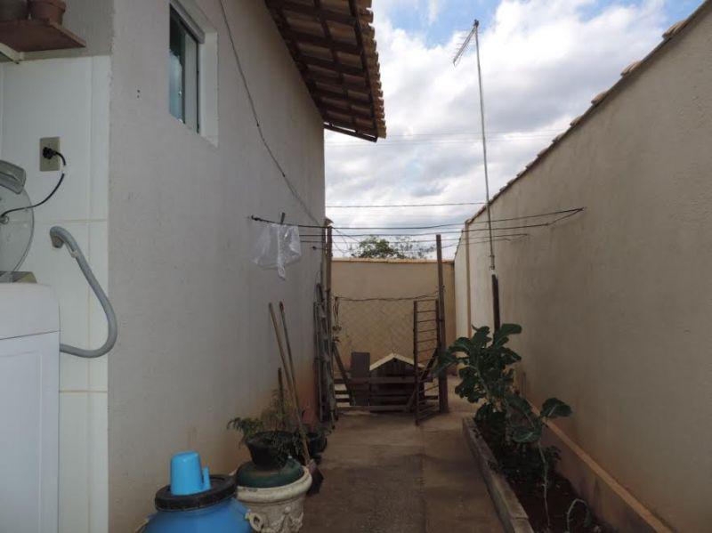 Casa, Dumaville, 2 Quartos, 3 Vagas