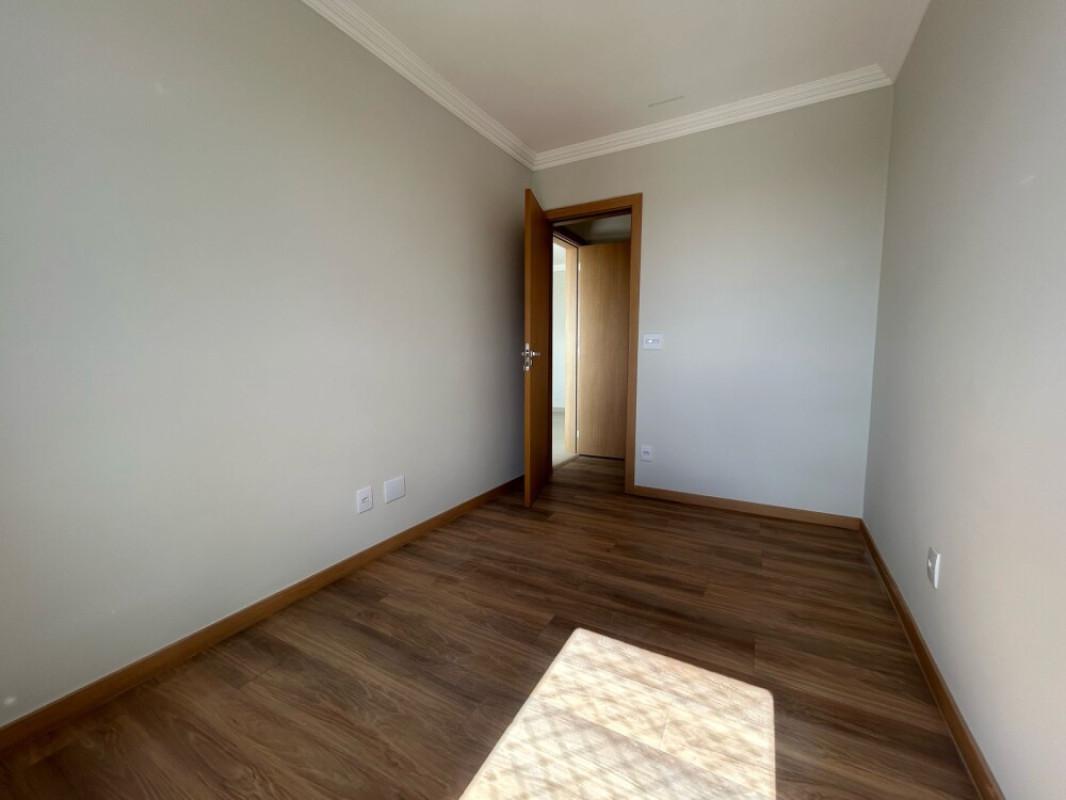 Apartamento, Jardim Riacho das Pedras, 3 Quartos, 3 Vagas, 1 Suíte