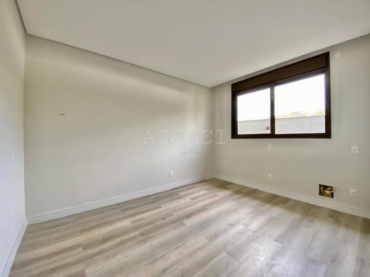 Casa, Alphaville - Lagoa dos Ingleses, 4 Quartos, 0 Vaga, 2 Suítes