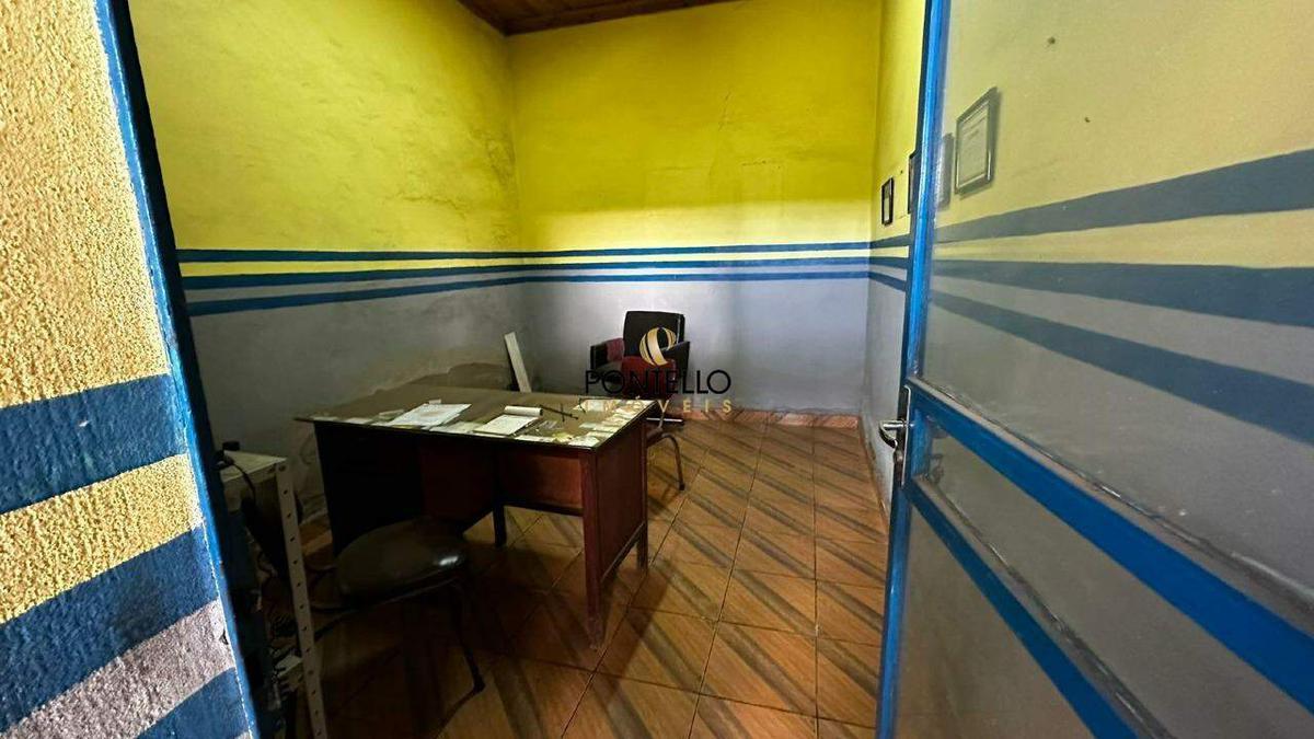 Galpão, Centro, 0 Quarto, 0 Vaga