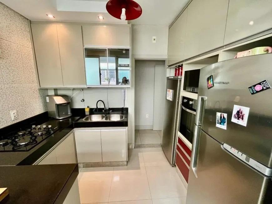 Apartamento, Estoril, 3 Quartos, 1 Vaga, 1 Suíte