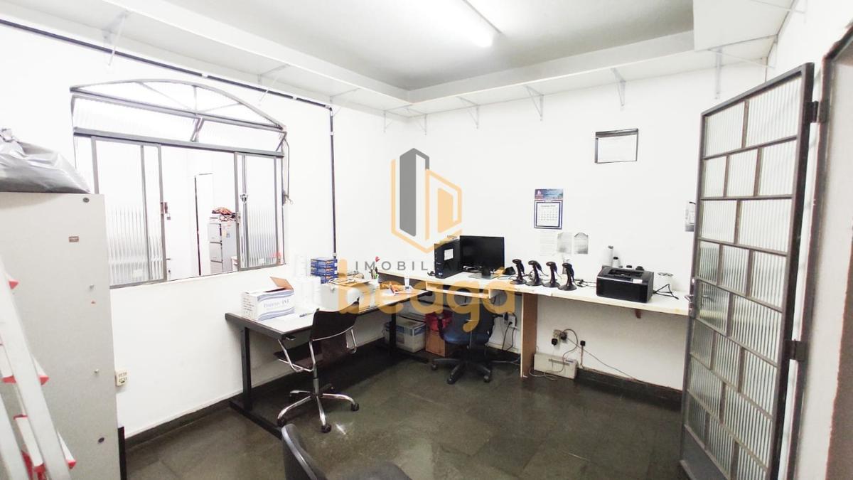 Casa Comercial, Parque Recreio, 3 Quartos, 3 Vagas, 1 Suíte