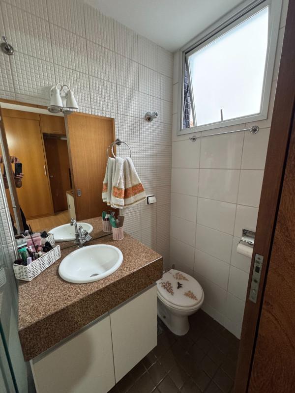 Apartamento, Sagrada Família, 2 Quartos, 1 Vaga, 1 Suíte