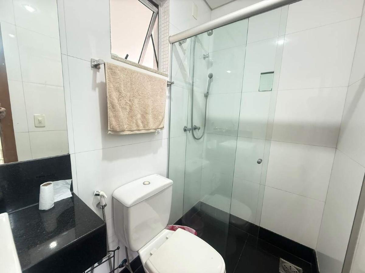 Casa, Estoril, 3 Quartos, 2 Vagas, 1 Suíte