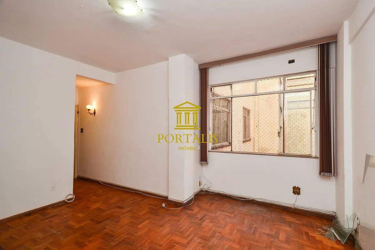 Apartamento, Centro, 2 Quartos, 0 Vaga