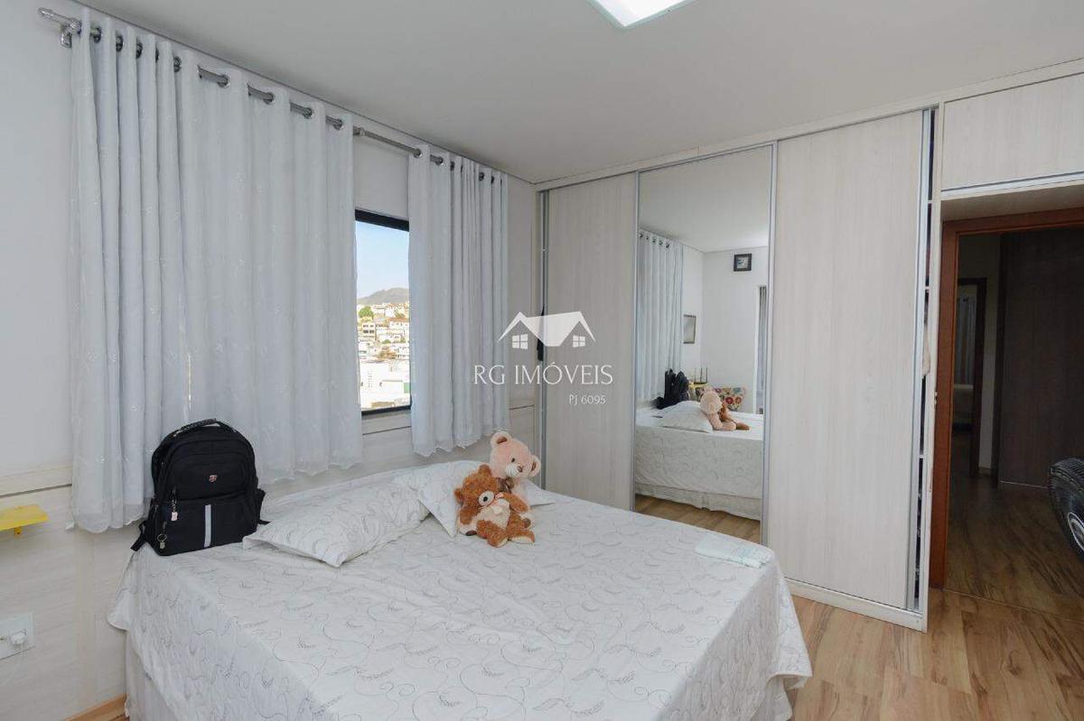 Casa, Diamante, 4 Quartos, 3 Vagas, 1 Suíte