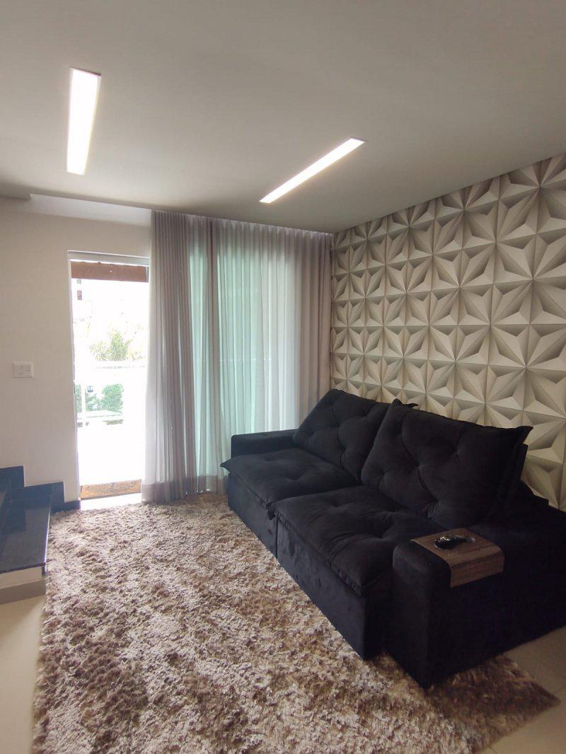 Casa, Duque de Caxias, 3 Quartos, 5 Vagas, 2 Suítes