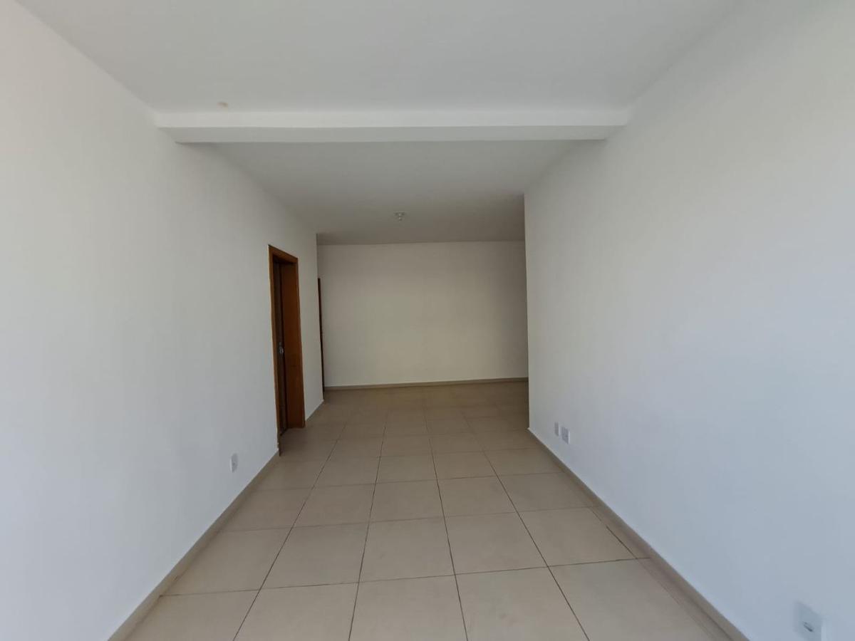Apartamento, Sagrada Família, 3 Quartos, 2 Vagas, 1 Suíte
