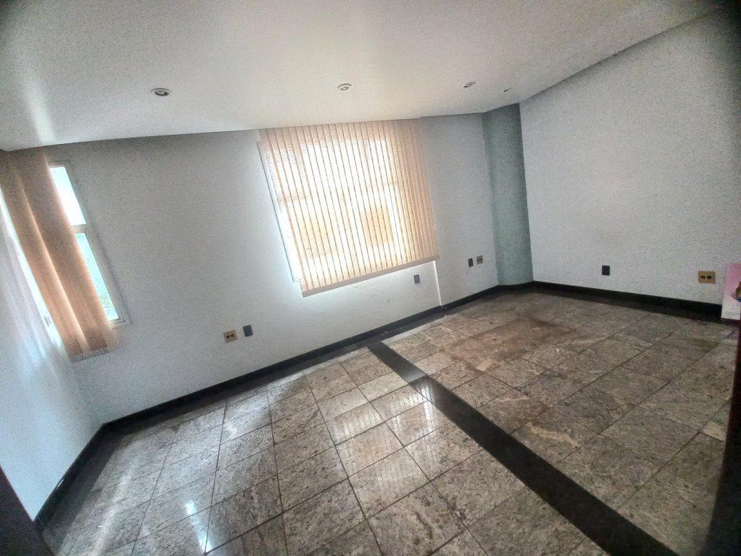 Sala, Savassi, 0 Quarto, 0 Vaga