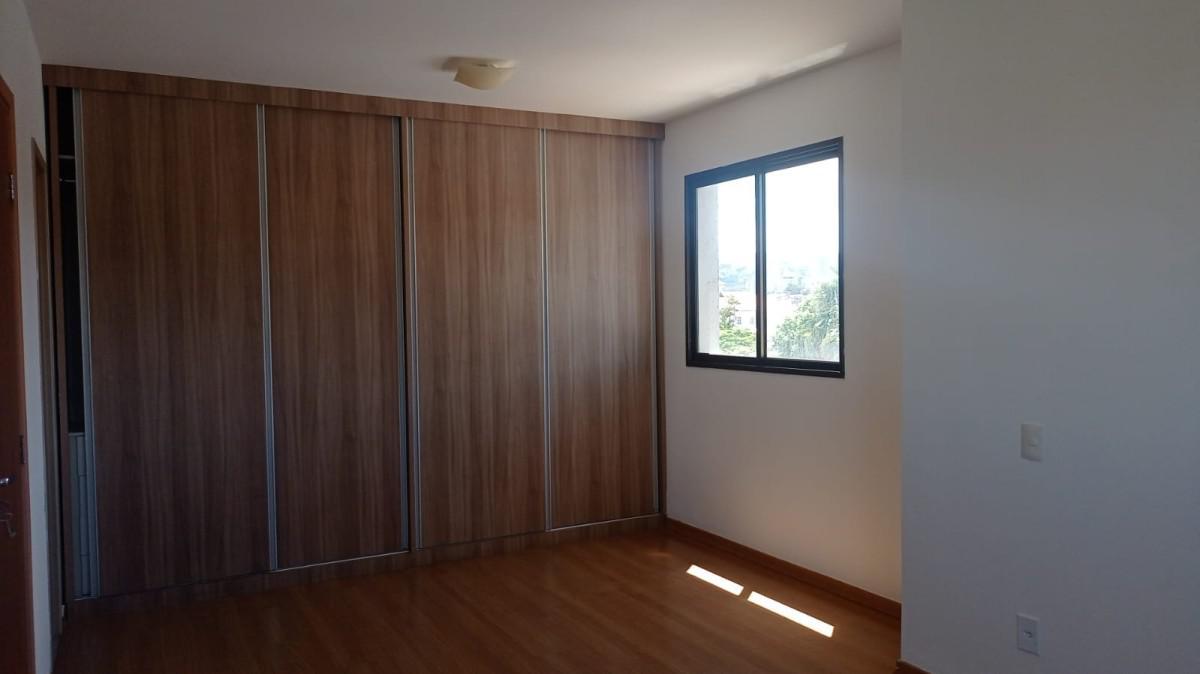 Apartamento, Cinquentenário, 2 Quartos, 2 Vagas, 1 Suíte