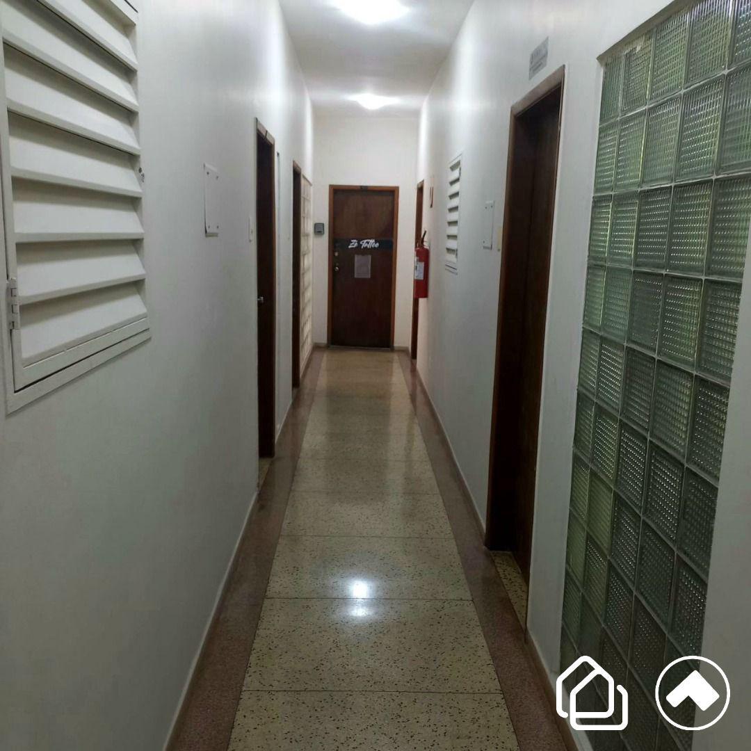 Sala, Centro