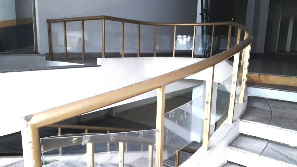 Ponto Comercial, Barro Preto