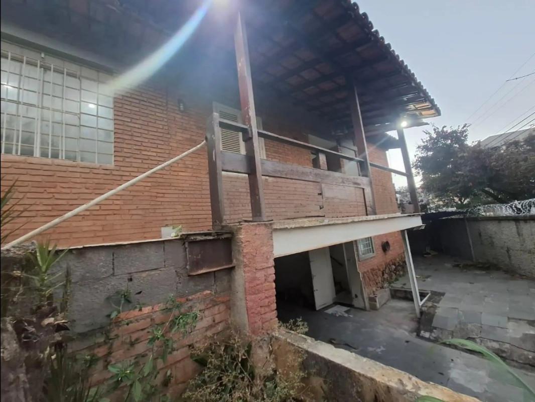 Casa, São Lucas, 6 Quartos, 5 Vagas, 1 Suíte