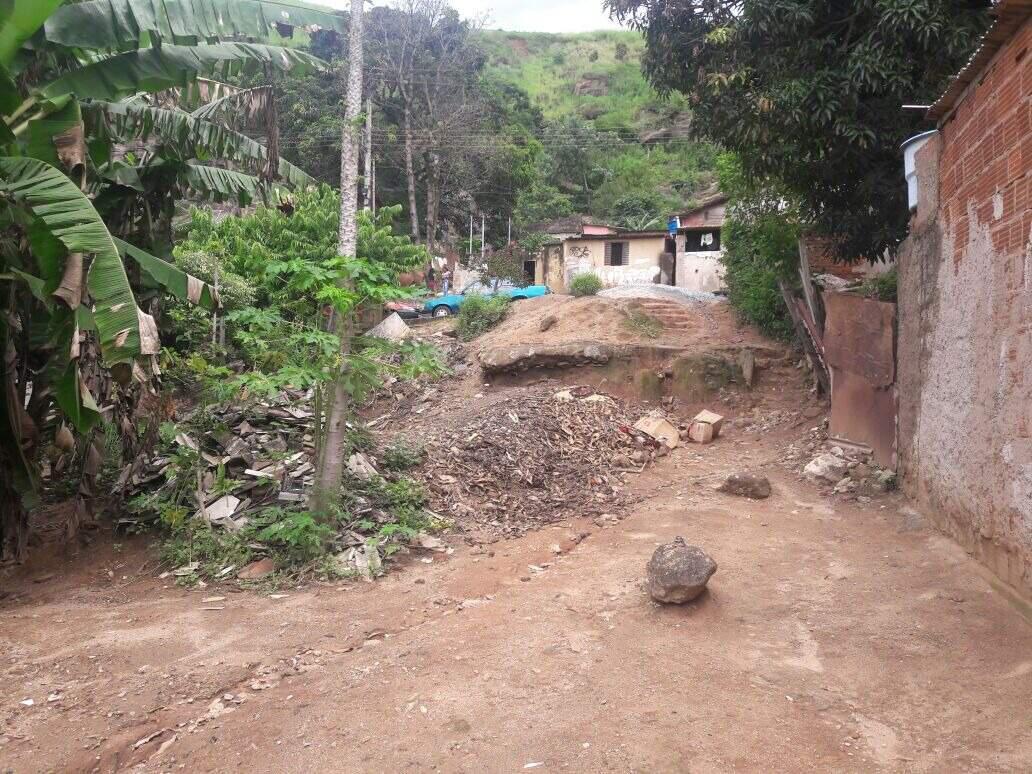 Lote, Cachoeira do Vale, 0 Quarto, 0 Vaga