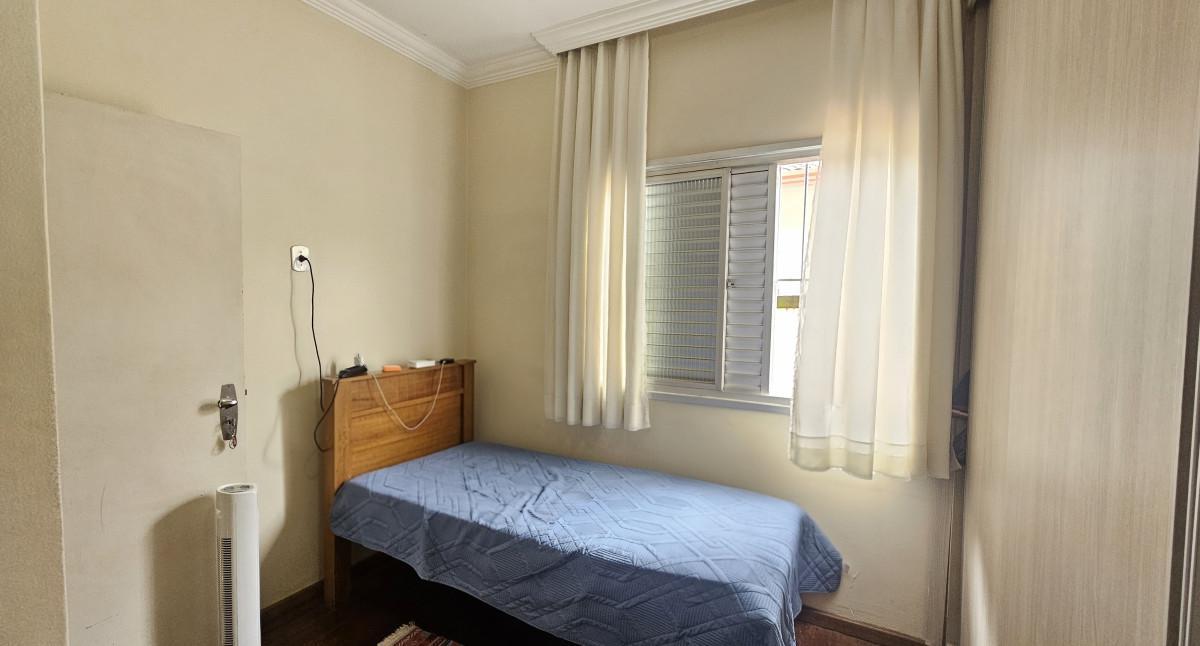 Casa, João Pinheiro, 3 Quartos, 2 Vagas, 1 Suíte
