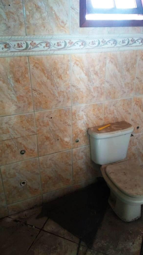 Casa, Sagrada Família, 4 Quartos, 0 Vaga, 1 Suíte