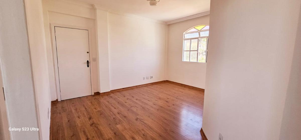 Cobertura, Pirajá, 3 Quartos, 2 Vagas, 1 Suíte