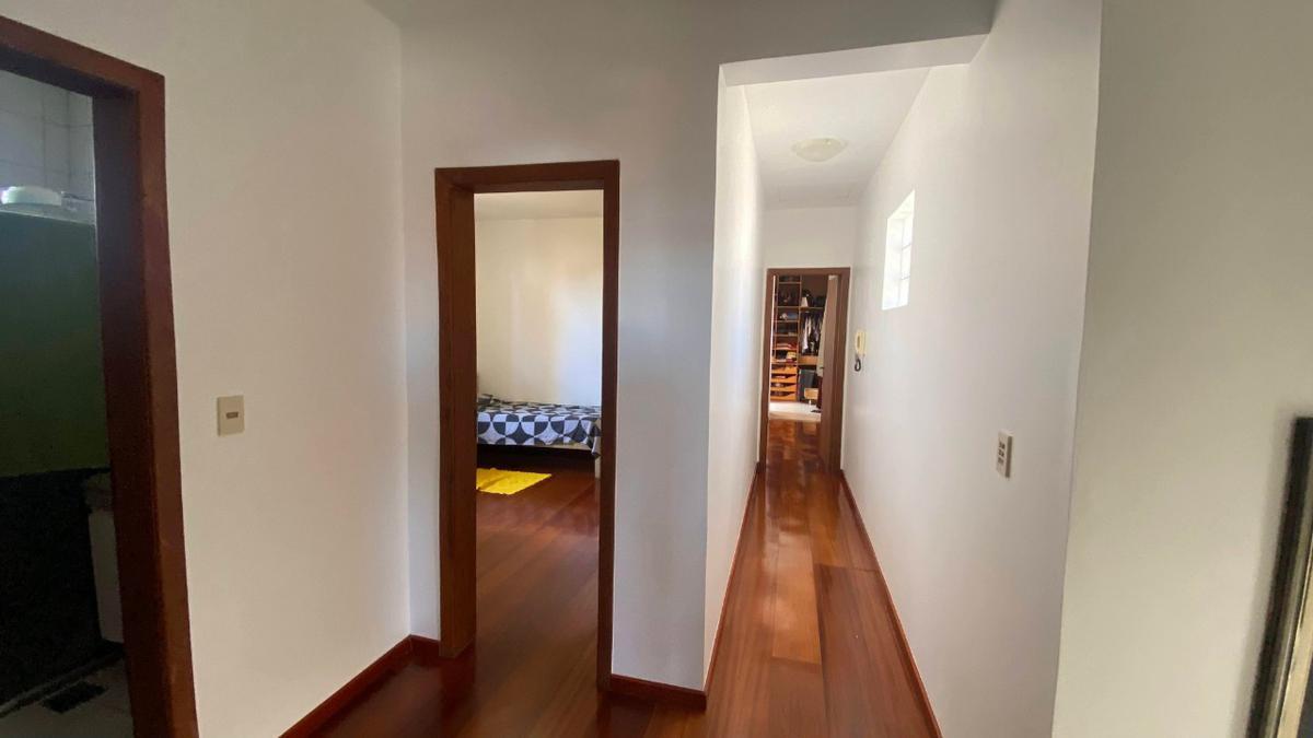 Casa, Álvaro Camargos, 4 Quartos, 2 Vagas, 1 Suíte