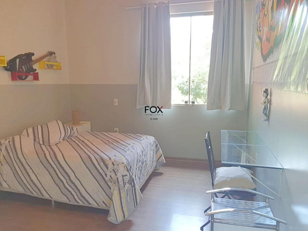 Casa, Retiro do Chalé, 5 Quartos, 10 Vagas, 4 Suítes
