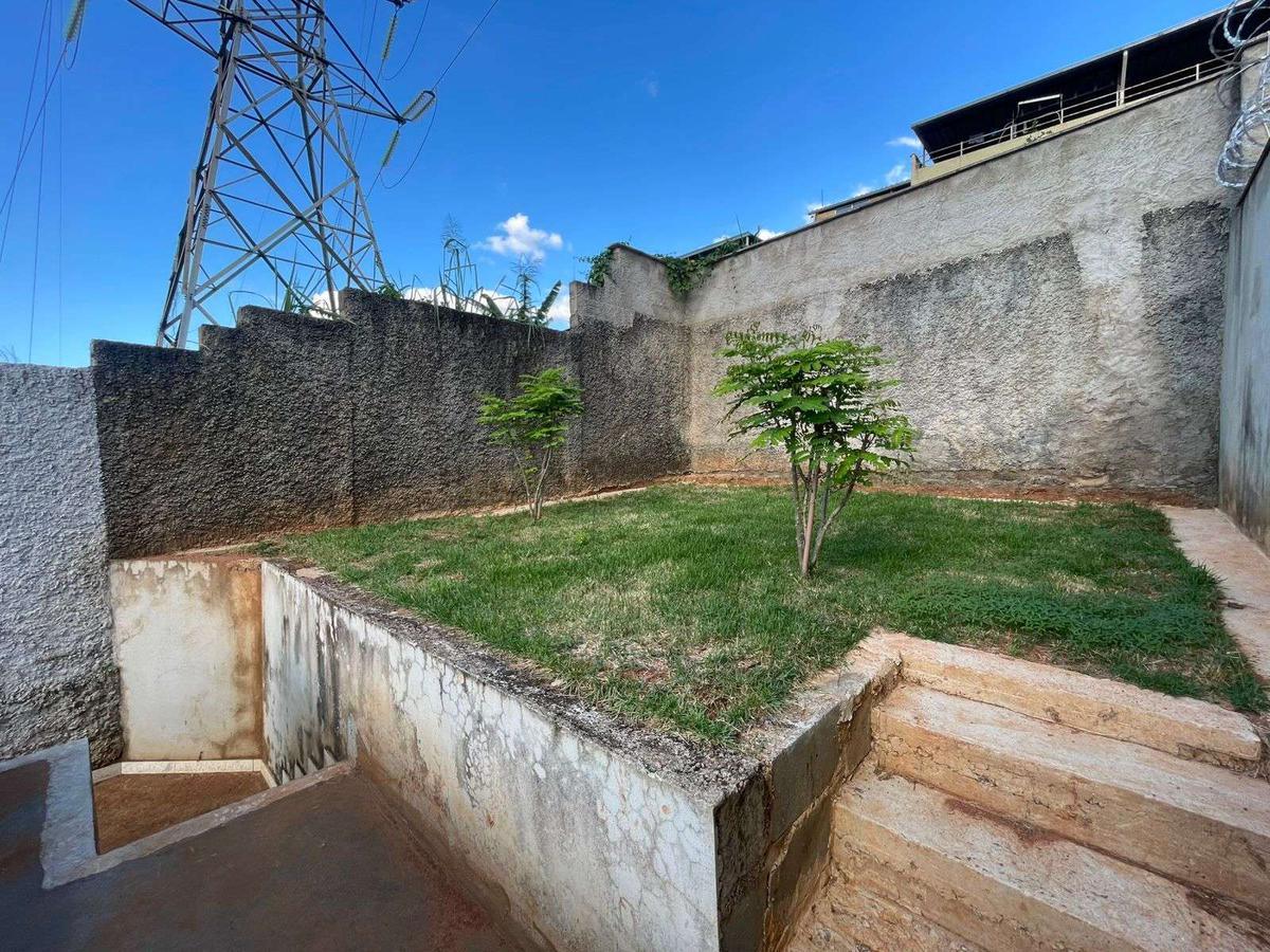 Casa, Santa Efigênia, 3 Quartos, 2 Vagas, 1 Suíte